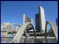 Nathan Phillips Square, New  City Hall